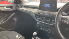 Ford Focus 1.0 EcoBoost 125 Titanium 5dr Petrol Hatchback